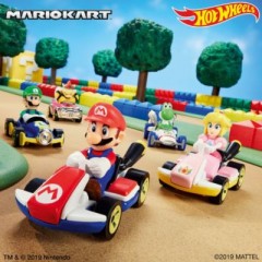 Mattel Hot Wheels Mario Kart Replica 1:64 Die-Cast Toad Hot Wheels Mario Kart Реплика 1:64 Литая жаба