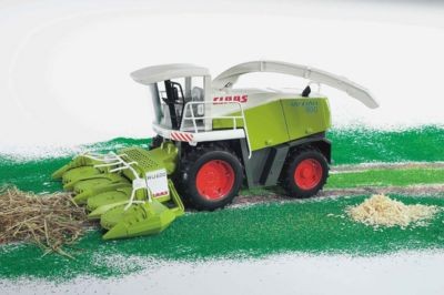 Bruder BRUDER 02131 Maishacksler Claas Jaguar 900 Кукурузорезка BRUDER 02131 Claas Jaguar 900