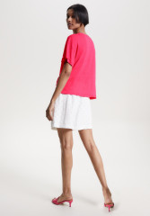 Tommy Hilfiger V NECK RELAXED FIT  Basic T-shirt bright cerise pink V NECK RELAXED FIT Базовая футболка ярко-вишнево-розовый