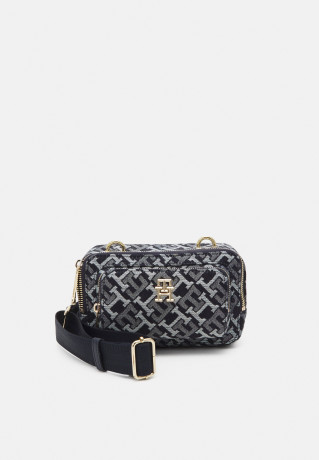 Tommy Hilfiger ICONIC Across body bag denim ICONIC Сумка через плечо джинсовая ткань