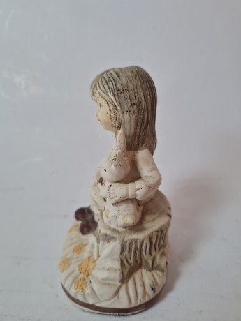 Goebel Фигурка "Девочка с кроликом", 11см х 8см, Германия, 1960-70гг.