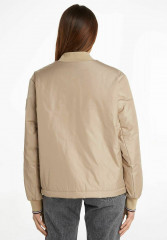 Tommy Hilfiger REGULAR FIT Bomber Jacket beige REGULAR FIT Бомбер бежевый