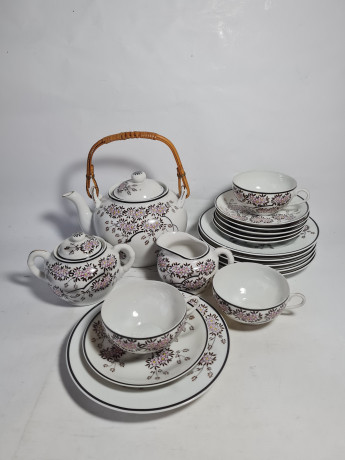 Сервиз чайный винтажный с традиционным японским декором "Сакура", фарфор, Япония, 1970-80гг.