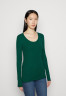 Tommy Hilfiger SLIM FRILL SCOOP-NK LS Jumper prep green SLIM FRILL SCOOP-NK LS Джемперы подготовка зеленый