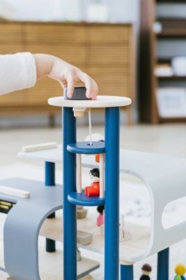 PLANTOYS Planworld Hauptbahnhof Parkgaragen Гаражи на центральном вокзале Planworld