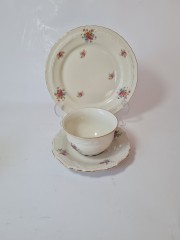 Чайное трио винтажное Drw Bavaria с букетами цветов и позолотой по ободку, фарфор, Германия, 1960-70гг. 