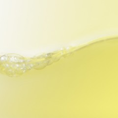 Shiseido Yuzu-C Glow-On Shot Yuzu-C светится при выстреле