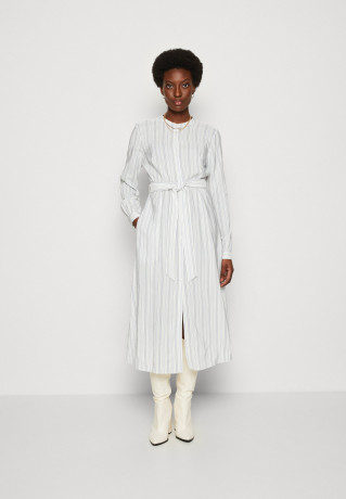 Tommy Hilfiger MIDI SHIRT DRESS Shirt dress ecru/blue ПЛАТЬЕ-РУБАШКА МИДИ Платье-рубашка экрю/синий