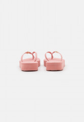 Tommy Hilfiger MONOGRAM FLAT  Mules soothing pink МОНОГРАММА FLAT Мюли успокаивающий розовый