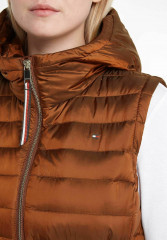 Tommy Hilfiger Waistcoat cognac жилет коньяк