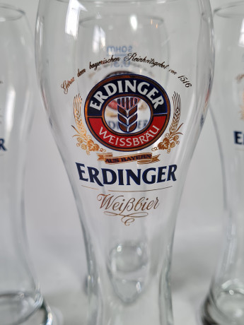 Немецкие бокалы пивные винтажные Sahm / Erdinger Weissbrau, стекло, 4 шт., 0.3 л, 22 см, Германия, 1980-90гг.