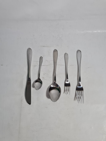 Набор столовых приборов винтажный Marke Tischiein Crominox, на 12 персон, 61 прибор, в заводской упаковке, нержавеющая сталь, Германия, 1970-80гг.