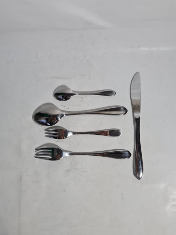 Набор столовых приборов винтажный Marke Tischiein Crominox, на 12 персон, 61 прибор, в заводской упаковке, нержавеющая сталь, Германия, 1970-80гг.