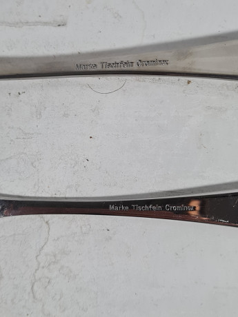 Набор столовых приборов винтажный Marke Tischiein Crominox, на 12 персон, 61 прибор, в заводской упаковке, нержавеющая сталь, Германия, 1970-80гг.