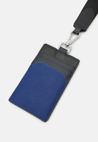 Tommy Hilfiger MONOGRAM HANGING WALLET SET UNISEX Wallet blue monogram ПОДВЕСНОЙ КОШЕЛЕК С МОНОГРАММОЙ УНИСЕКС Бумажник синяя монограмма