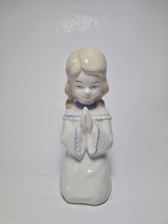 GDR Статуэтка фарфоровая "Молитва", 15см х 6см, Германия 1960-70гг.