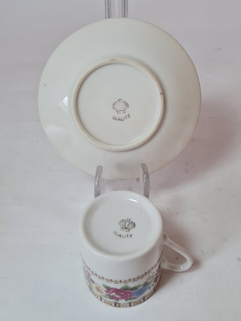 Кофейная пара винтажная Quality, белый фарфор с обильным ярким цветочным рисунком, Германия, 1960-70гг.