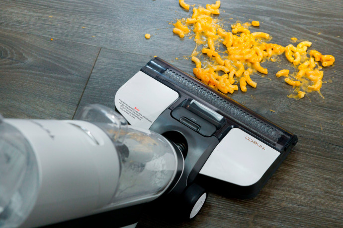 Tineco Tineco Nass-Trocken-Akkusauger iFloor 3 Plus, 220 W, beutellos Беспроводной пылесос Tineco для влажной и сухой уборки iFloor 3 Plus, 220 Вт, без мешка