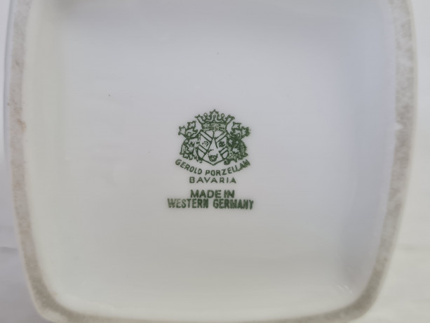 Ваза винтажная Gerold Bavaria / W.Germany с декором из мелких цветов, фарфор, 22 см, Германия, 1960-70гг.