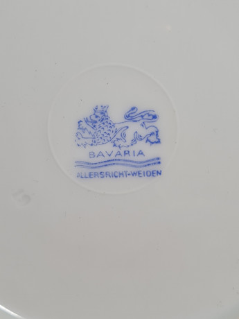 Чайное трио винтажное Ullersricht-Weiden Bavaria в бело-красных тонах, фарфор, Германия, 1960-70гг.