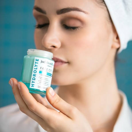 Judith Williams Feuchtigkeitsspendende und energetisierende Tagescreme  Увлажняющий и бодрящий дневной крем