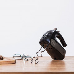 Black & Decker Black  Decker Handmixer BXMX500E, 500 W, 5 Leistungsstufen + Turbo, Edelstahl-Schwarz  Ручной миксер Black Decker BXMX500E, 500 Вт, 5 уровней мощности + турбо, нержавеющая сталь, черный