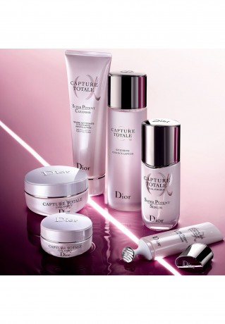 DIOR CAPTURE TOTALE FIRMING & WRINKLE-CORRECTING CREME Anti-Aging transparent CAPTURE TOTAL FIRMING & WRINKLE-CORRECTING CREAM Anti-Aging