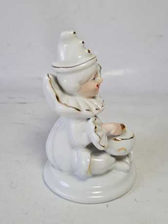 Фигурка винтажная Im Stil Limoges "Белый клоун с барабаном", фарфор, 11 x 6,5 см, Франция, 1960-70гг.