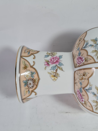 Ваза винтажная FX 1884 в китайском стиле, с изображением цветов и птиц, в пастельных тонах, фарфор, 21 см, Германия, 1970-80гг.