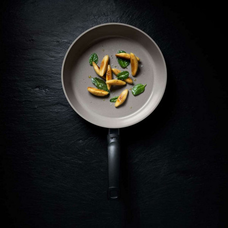 Fissler Fissler Pfanne CERATAL COMFORT grau Сковорода Фисслера CERATAL COMFORT