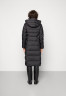 Tommy Hilfiger GLOBAL MAXI Down coat black GLOBAL MAXI Пуховик черный