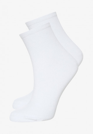 Tommy Hilfiger WOMEN CASUAL SHORT SOCK 2 PACK Socks white ЖЕНСКИЕ ПОВСЕДНЕВНЫЕ КОРОТКИЕ НОСКИ (2 УПАКОВКИ) Носки белый