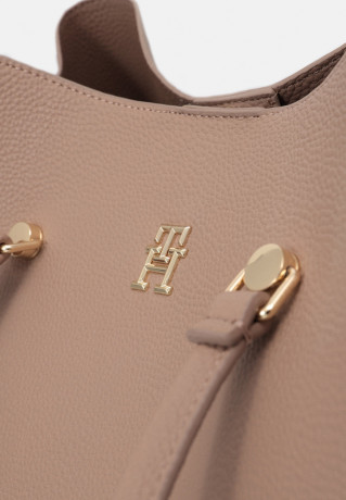 Tommy Hilfiger Tote bag oat milk Сумка овсяное молоко