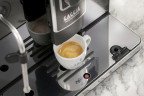 Gaggia Gaggia Kaffeevollautomat Accademia, hochwertige schwarze Glasfront Полностью автоматическая кофемашина Gaggia Accademia, передняя панель из высококачественного черного стекла