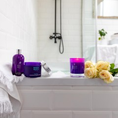 Molton Brown Relaxing Ylang-Ylang Bath &amp; Shower Gel  Расслабляющий гель для ванн и душа с иланг-илангом