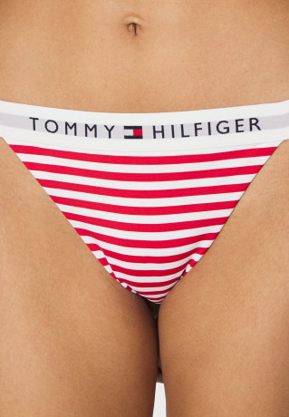 Tommy Hilfiger CHEEKY  Bikini bottoms  primary red  primary red CHEEKY Плавки бикини основной красный первичный красный