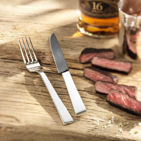 Robbe & Berking Robbe & Berking Riva - 925 Sterling Silber Grillset Frozen Black 4-tlg. Robbe &amp; Berking Riva - Набор для гриля из стерлингового серебра 925 пробы Frozen Black, 4 предмета.