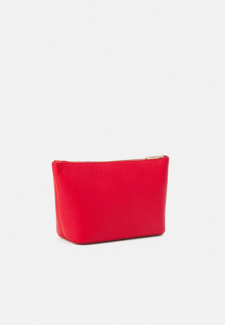 Tommy Hilfiger EMBLEM WASHBAG Wash bag fireworks red EMBLEM WASHBAG Мешок для стирки красный фейерверк
