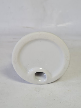 Фигурка винтажная Im Stil Limoges "Белый клоун с мандолиной", фарфор, 11 x 6,5 см, Франция, 1960-70гг.