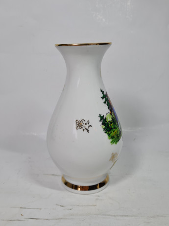 Ваза винтажная Grub aus Wildbad "Влюбленная пара в Шварцвальде", фарфор, 17 см, Германия, 1960-70гг.