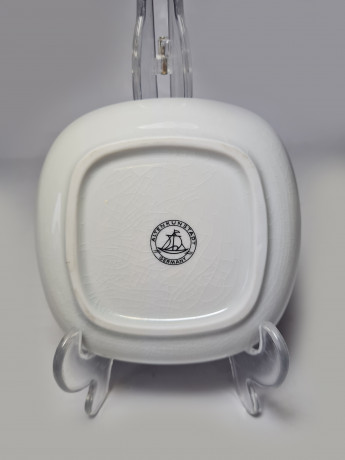 Altenkunstadt Декоративная квадратная тарелка с изображением города в черно-белом цвете, 11,5 см, Германия, 1970-80гг.