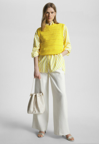 Tommy Hilfiger CROCHET CREW NECK Jumper vivid yellow КРУГЛЫЙ ВЫРЕЗ КРЮЧКОМ Джемперы ярко-желтый