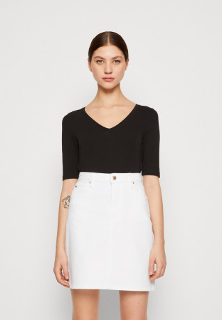 Tommy Hilfiger MODERN CO EA V-NK SLV Basic T-shirt black MODERN CO EA V-NK SLV Базовая футболка черный