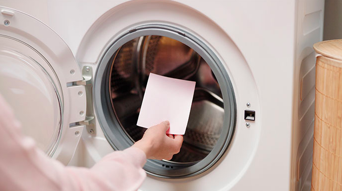 Dr. Beckmann MAGIC LEAVES Waschmittel-Blatter Color, Листы для стирки цветного белья со свежим цветочным ароматом, 25 шт