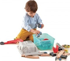 HAPE Stadtbahn Set in Aufbewahrungsbox Городской поезд в ящике для хранения