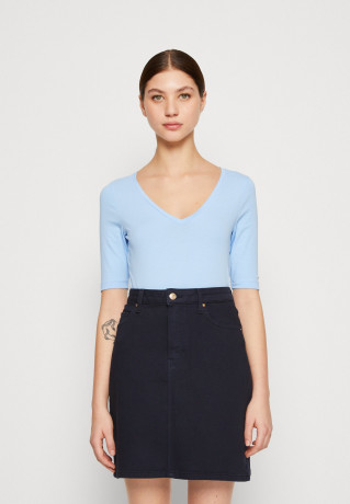 Tommy Hilfiger MODERN CO EA V-NK SLV Basic T-shirt vessel blue MODERN CO EA V-NK SLV Базовая футболка сосуд синий