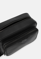 Tommy Hilfiger CAMERA Across body bag black CAMERA Сумка через плечо черный