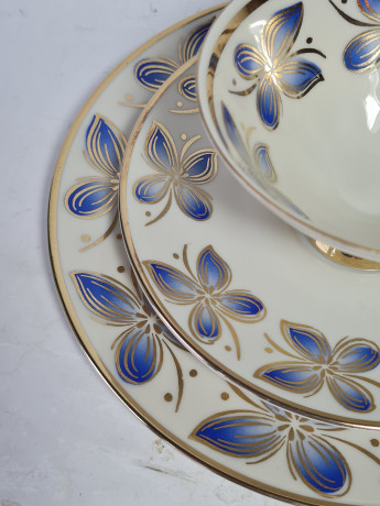 Чайное трио винтажное Winterling Marktlrethen Bavaria с сине-золотистыми цветами, фарфор, Германия, 1970-80гг.