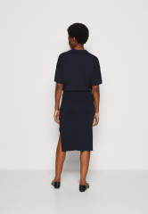 Tommy Hilfiger OPEN POLO BLOUSSON MIDI DRESS Jumper dress desert sky ПЛАТЬЕ МИДИ OPEN POLO BLOUSSON Платье-джемпер небо пустыни