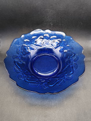 Фруктовница винтажная большая Murano, рельефный фруктовый декор, синее стекло, 27 см, Италия, 1970-80гг.